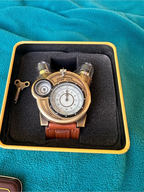 Thinkgeek Other - Tesla Steampunk Brass Watch with Brown Leather Strap